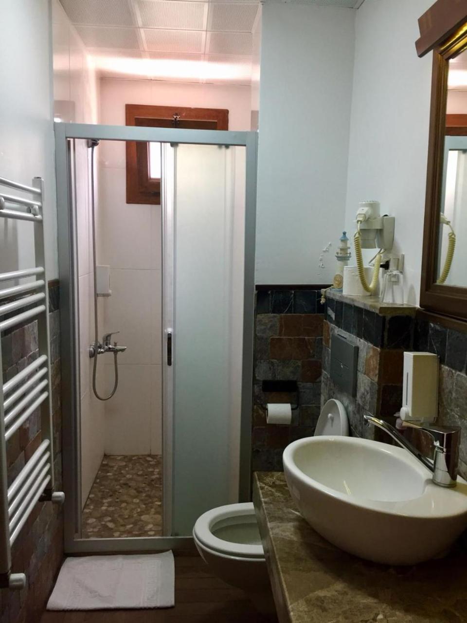 Siğacık Kaptan Motel מראה חיצוני תמונה