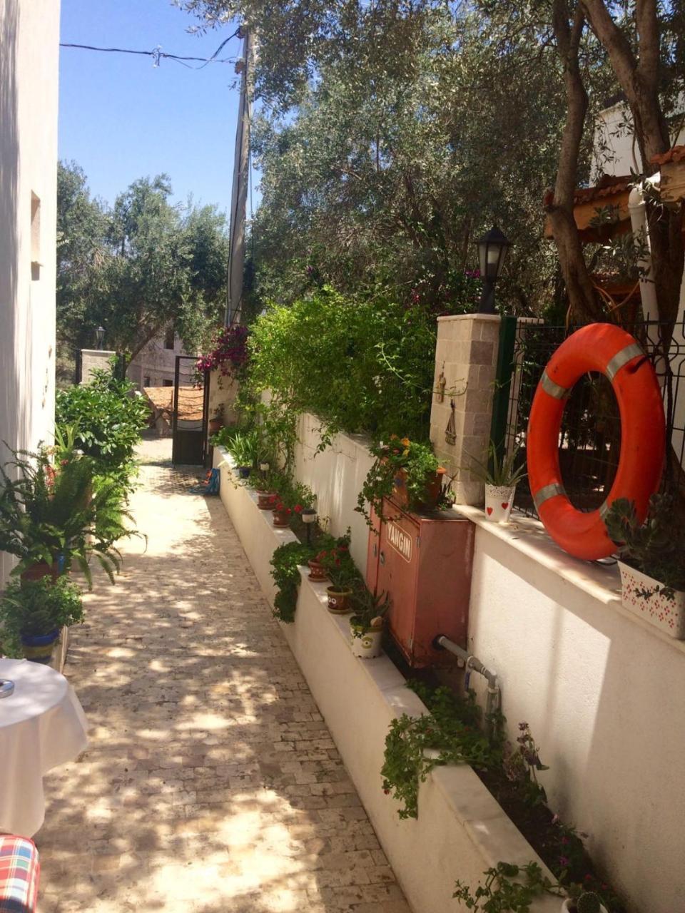 Siğacık Kaptan Motel מראה חיצוני תמונה
